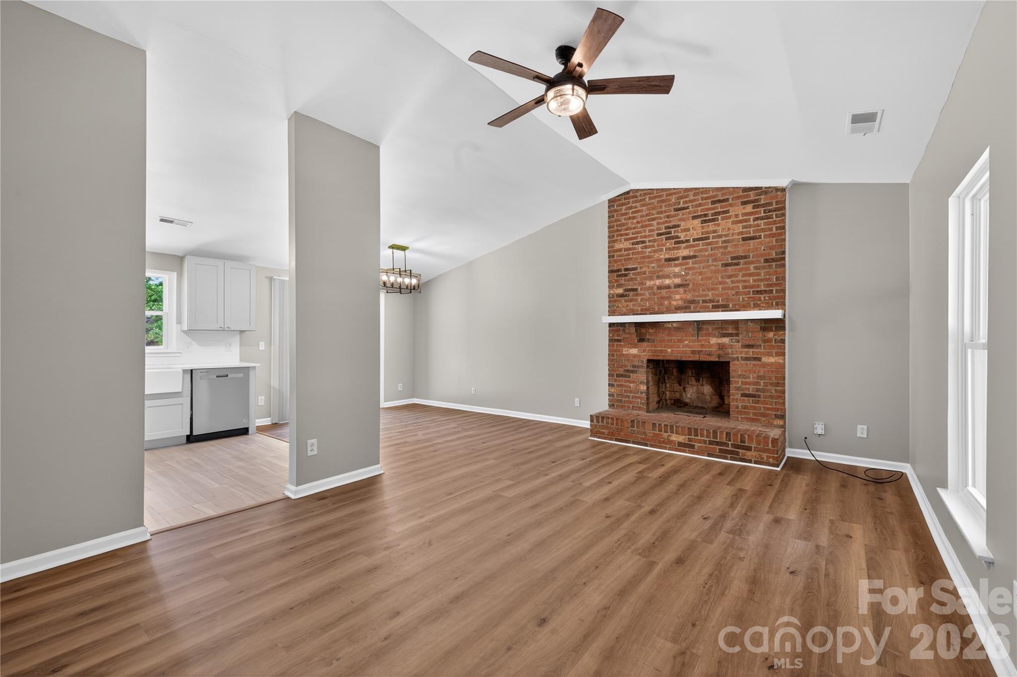 5911 Morninglow Court Charlotte NC 28212