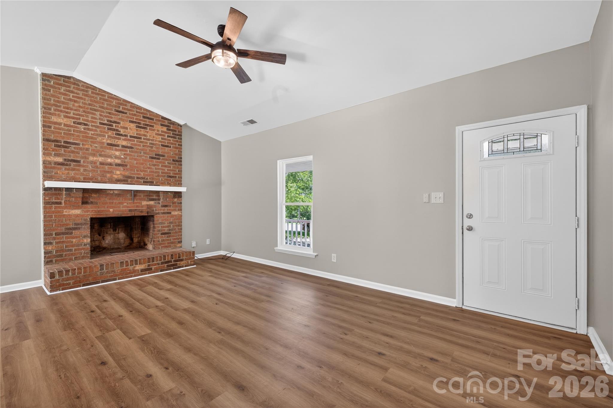 5911 Morninglow Court Charlotte NC 28212