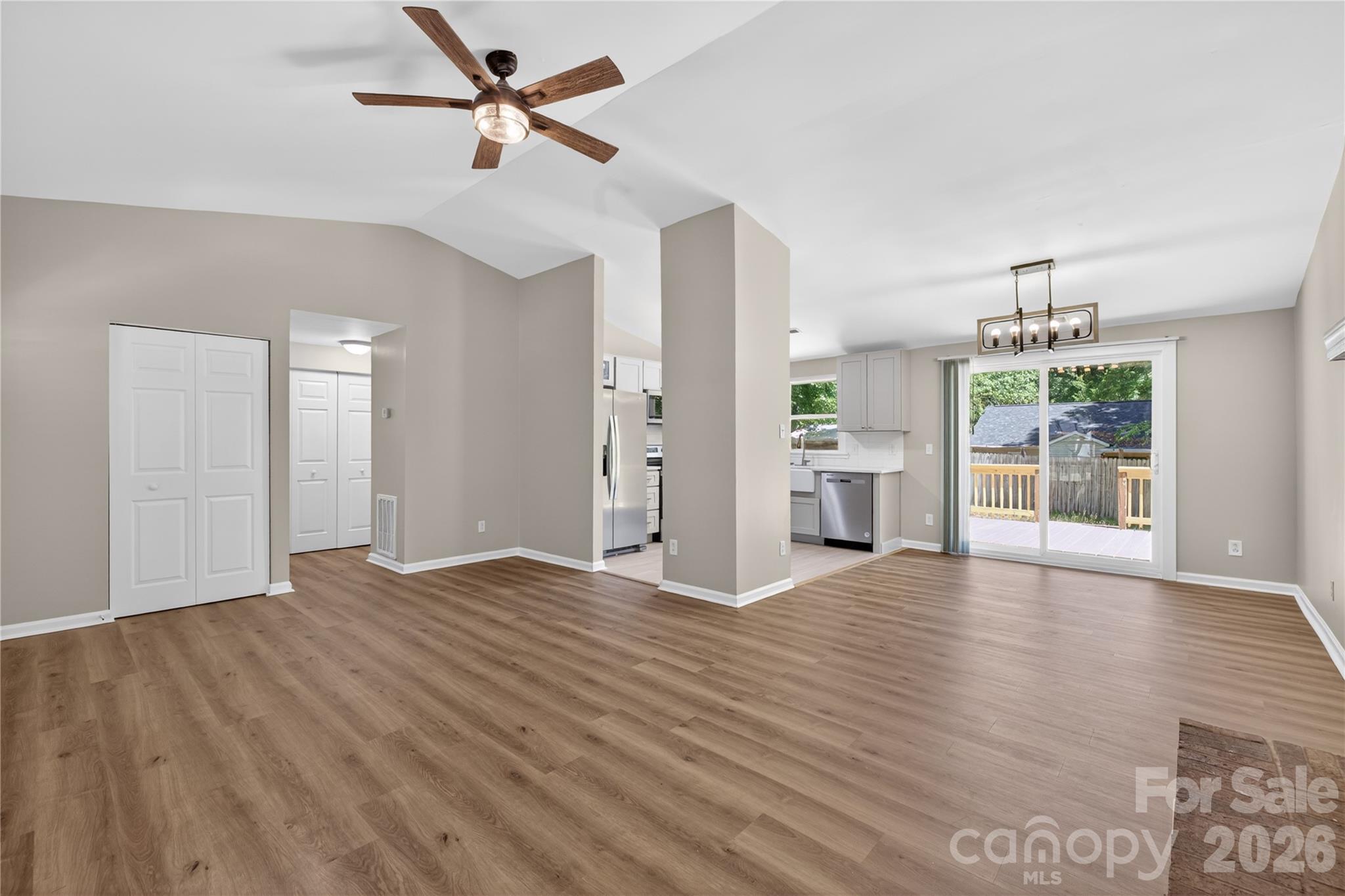 5911 Morninglow Court Charlotte NC 28212