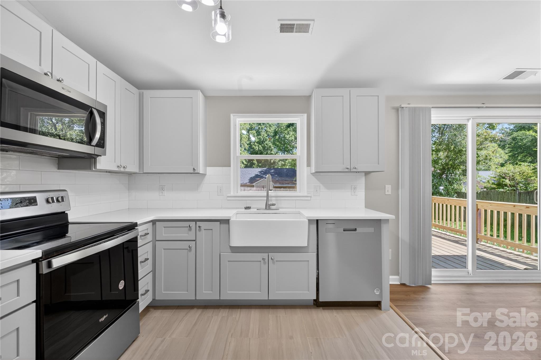 5911 Morninglow Court Charlotte NC 28212