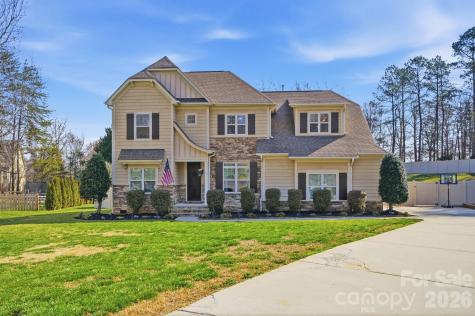 135 Lakeshore Hills Drive Mooresville NC 28117