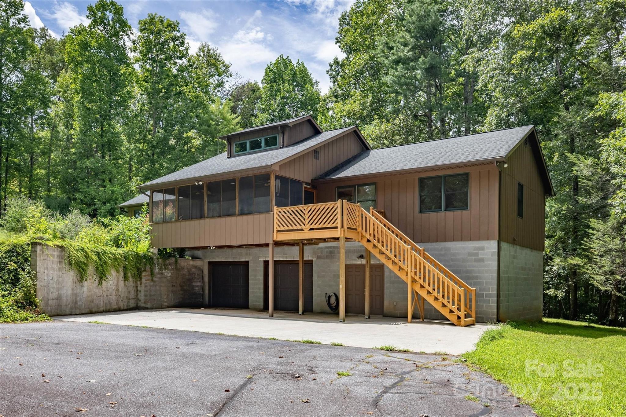 1044 Belvidere Lane Morganton NC 28655