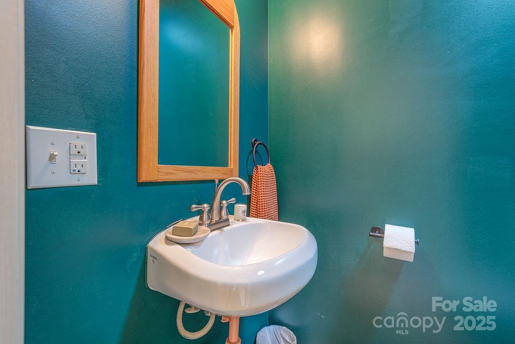 2 Homewood Drive Asheville NC 28803