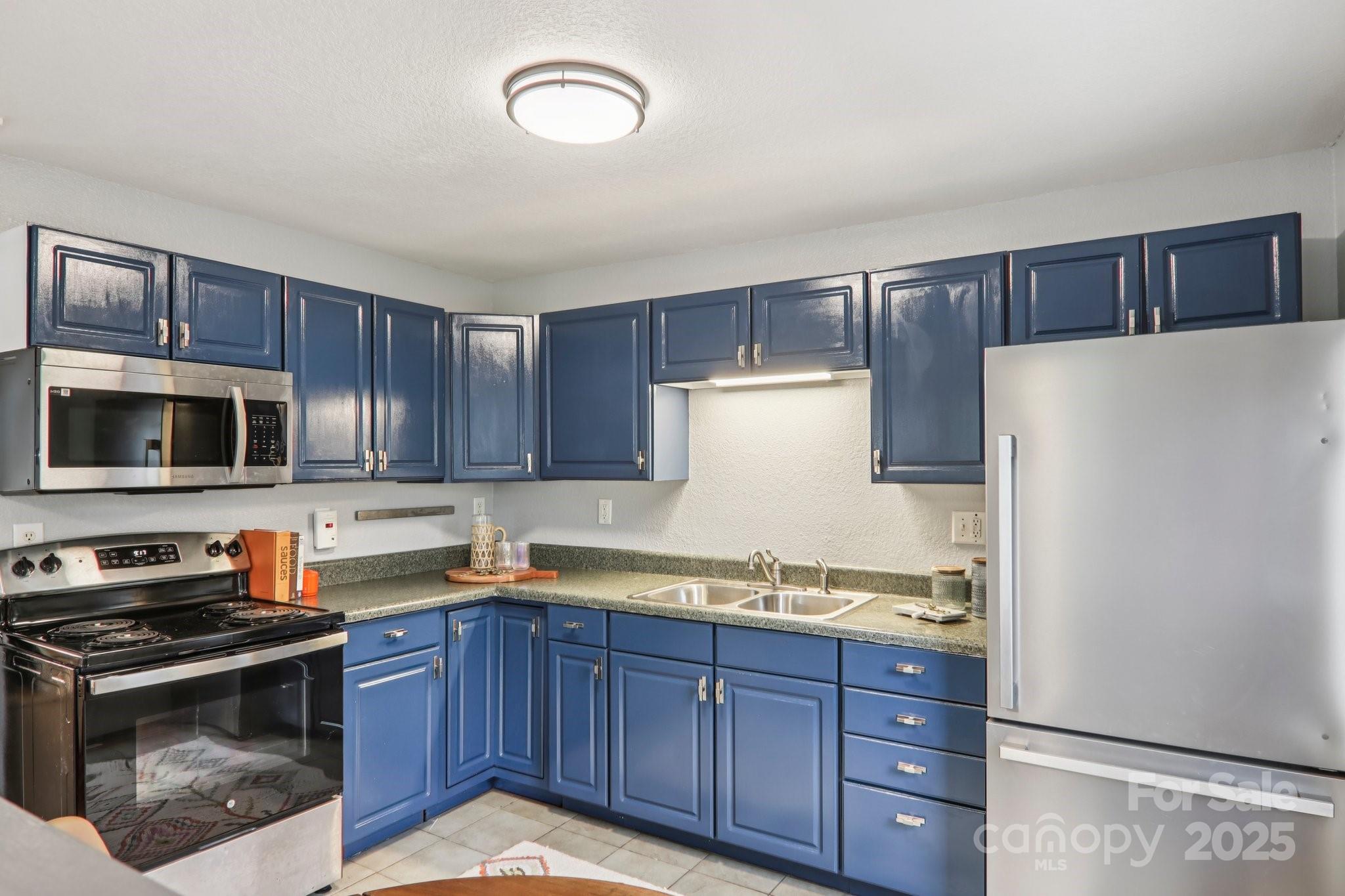 11 Jeffress Avenue Asheville NC 28803