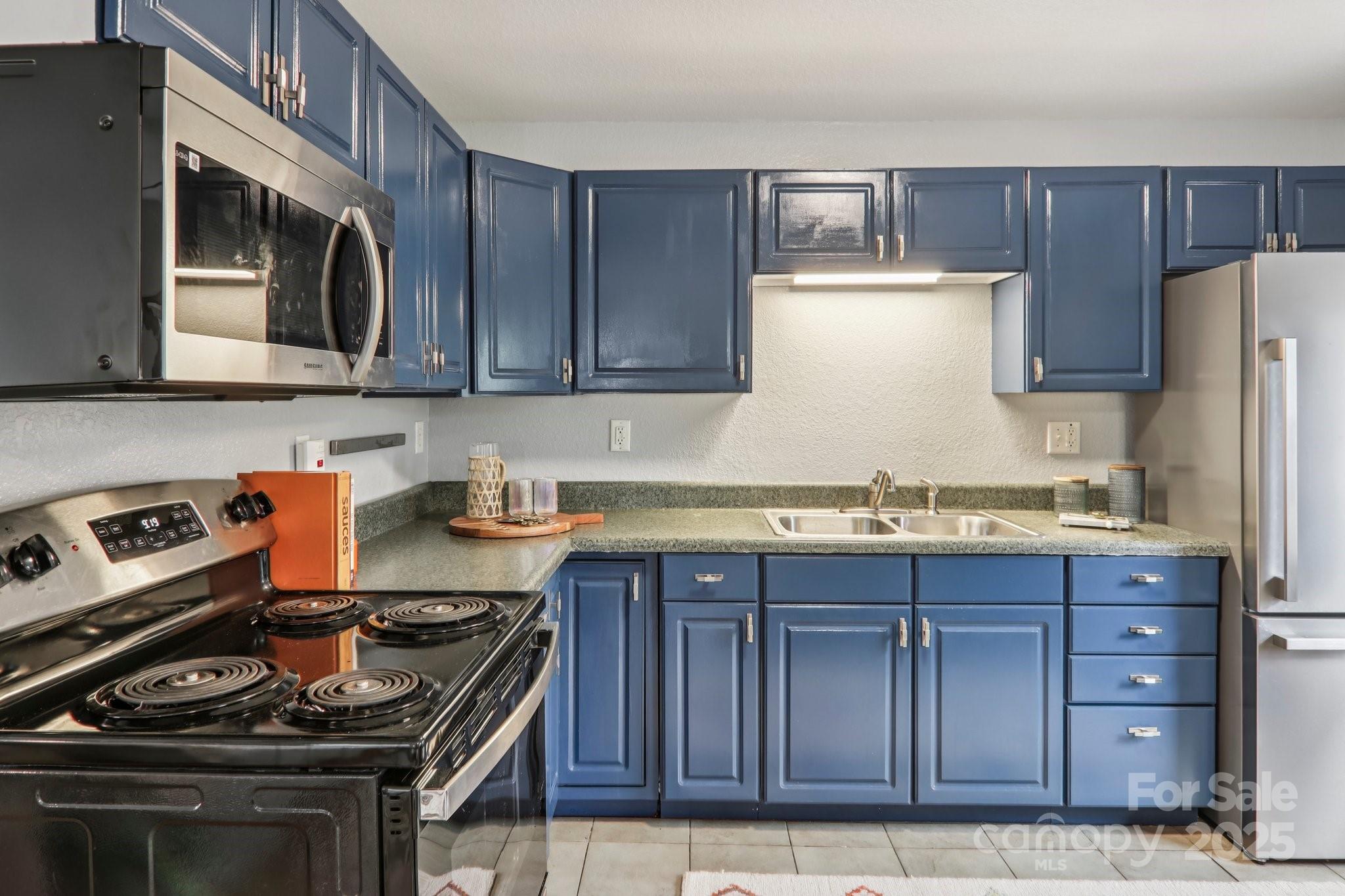 11 Jeffress Avenue Asheville NC 28803