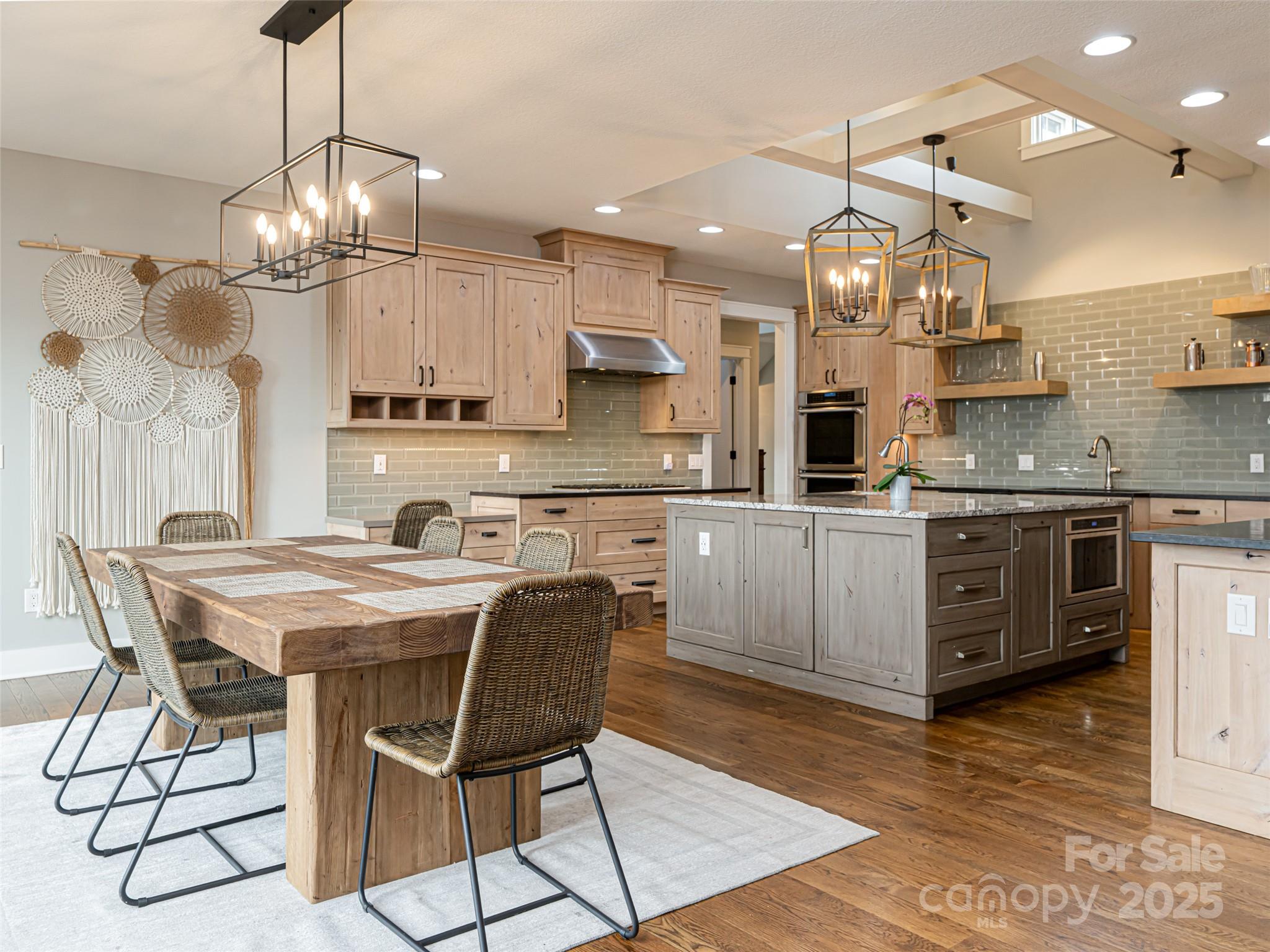 48 Hallett Court Asheville NC 28803