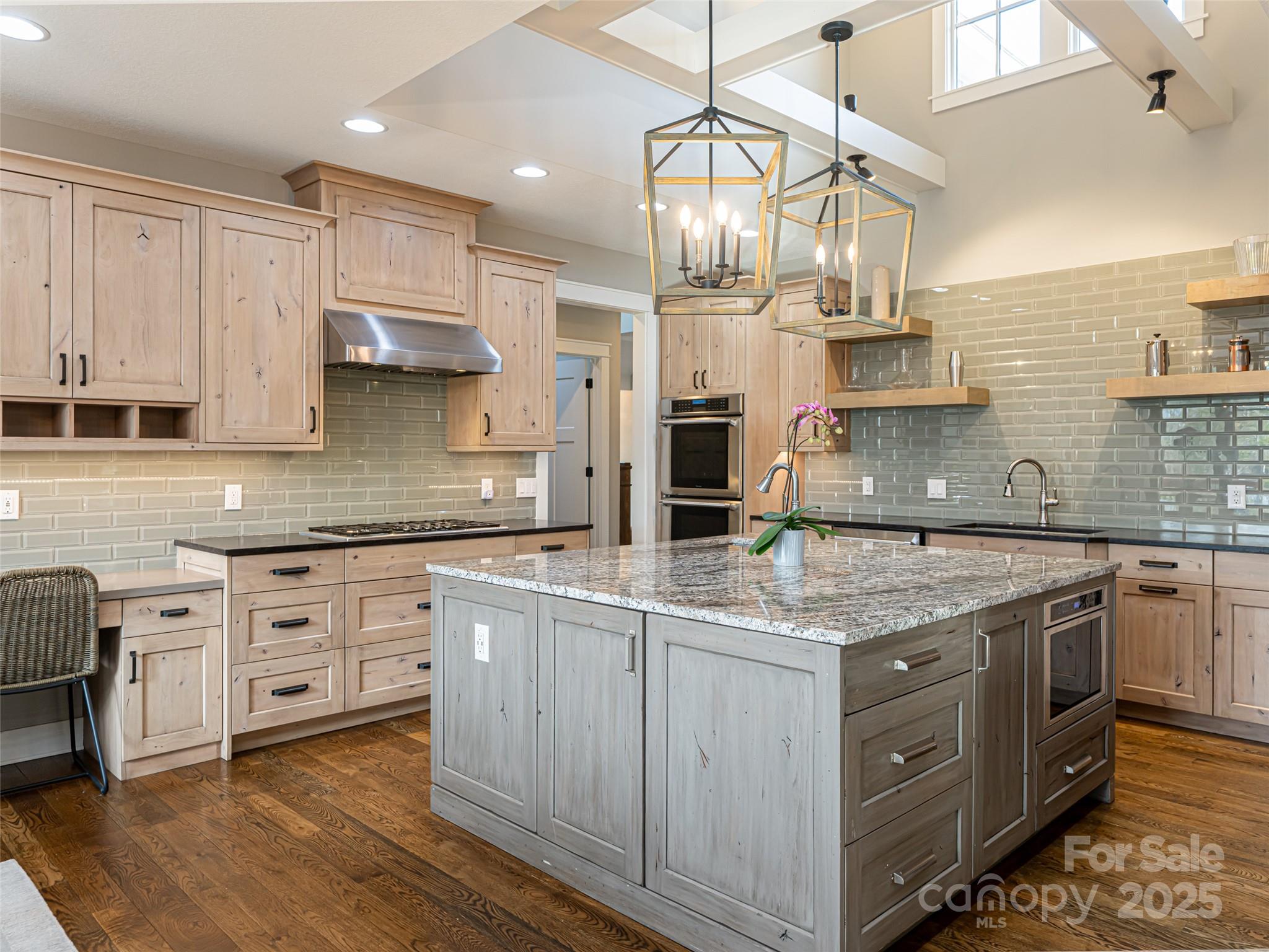 48 Hallett Court Asheville NC 28803