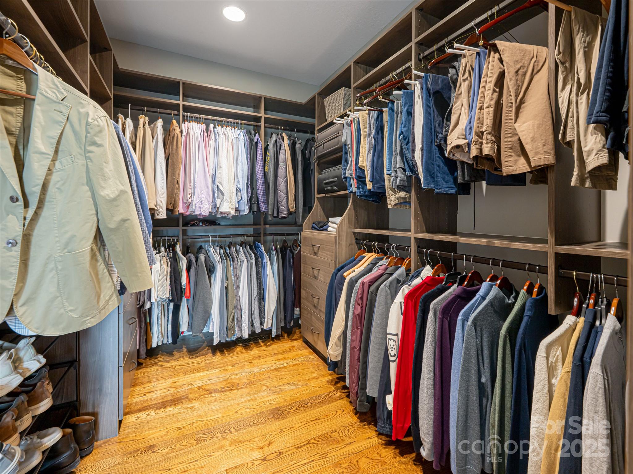 48 Hallett Court Asheville NC 28803