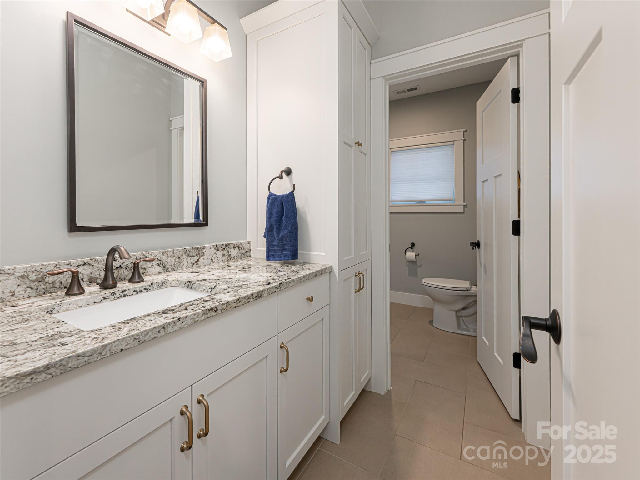 48 Hallett Court Asheville NC 28803