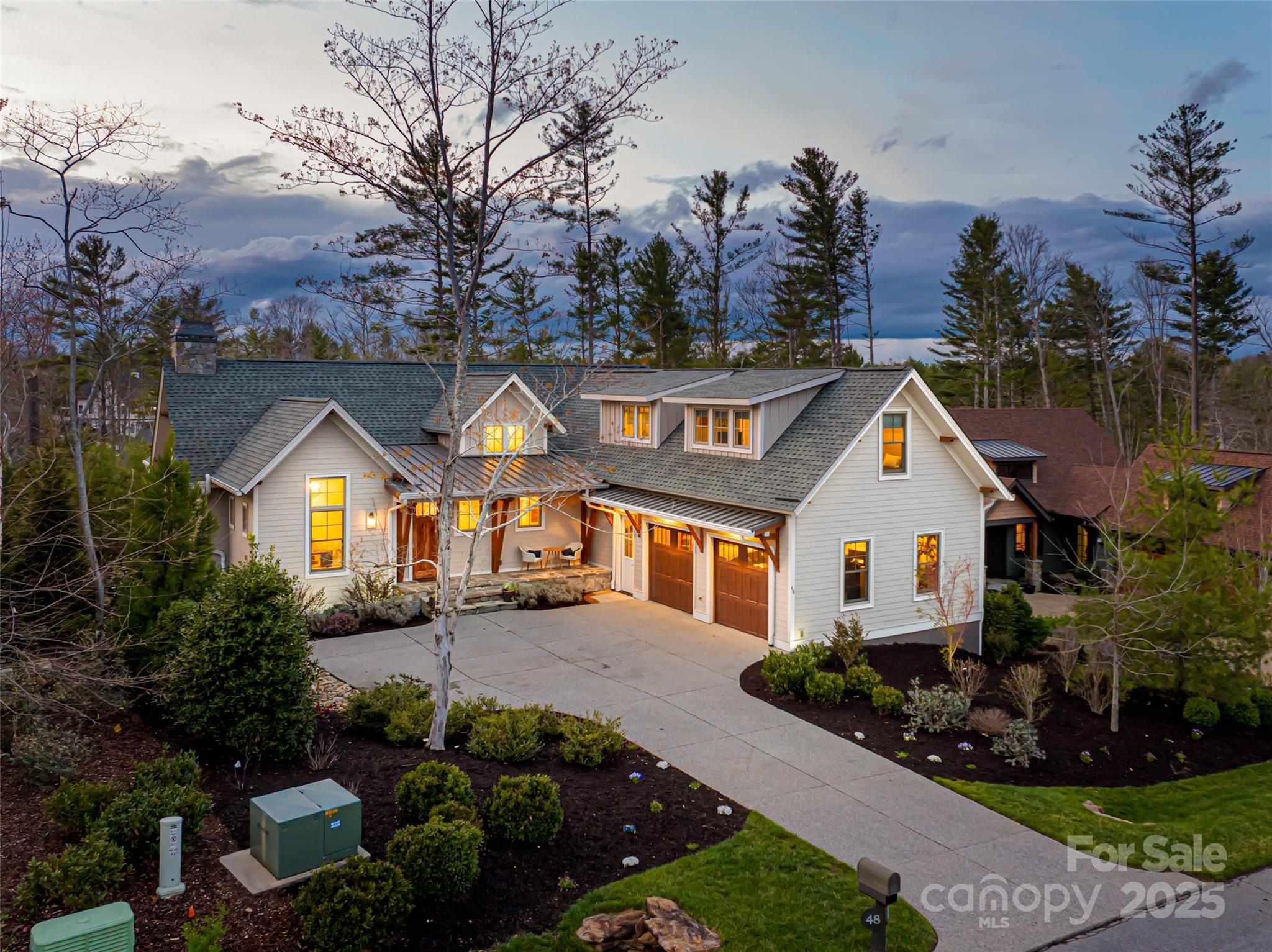 48 Hallett Court Asheville NC 28803