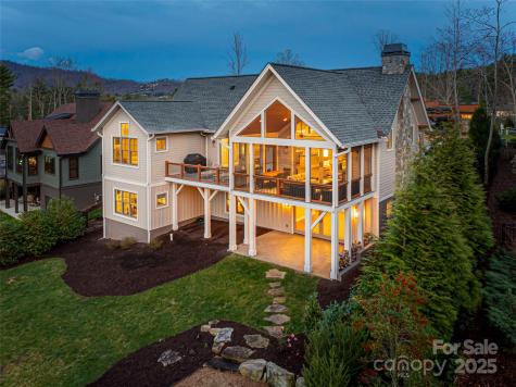 48 Hallett Court Asheville NC 28803