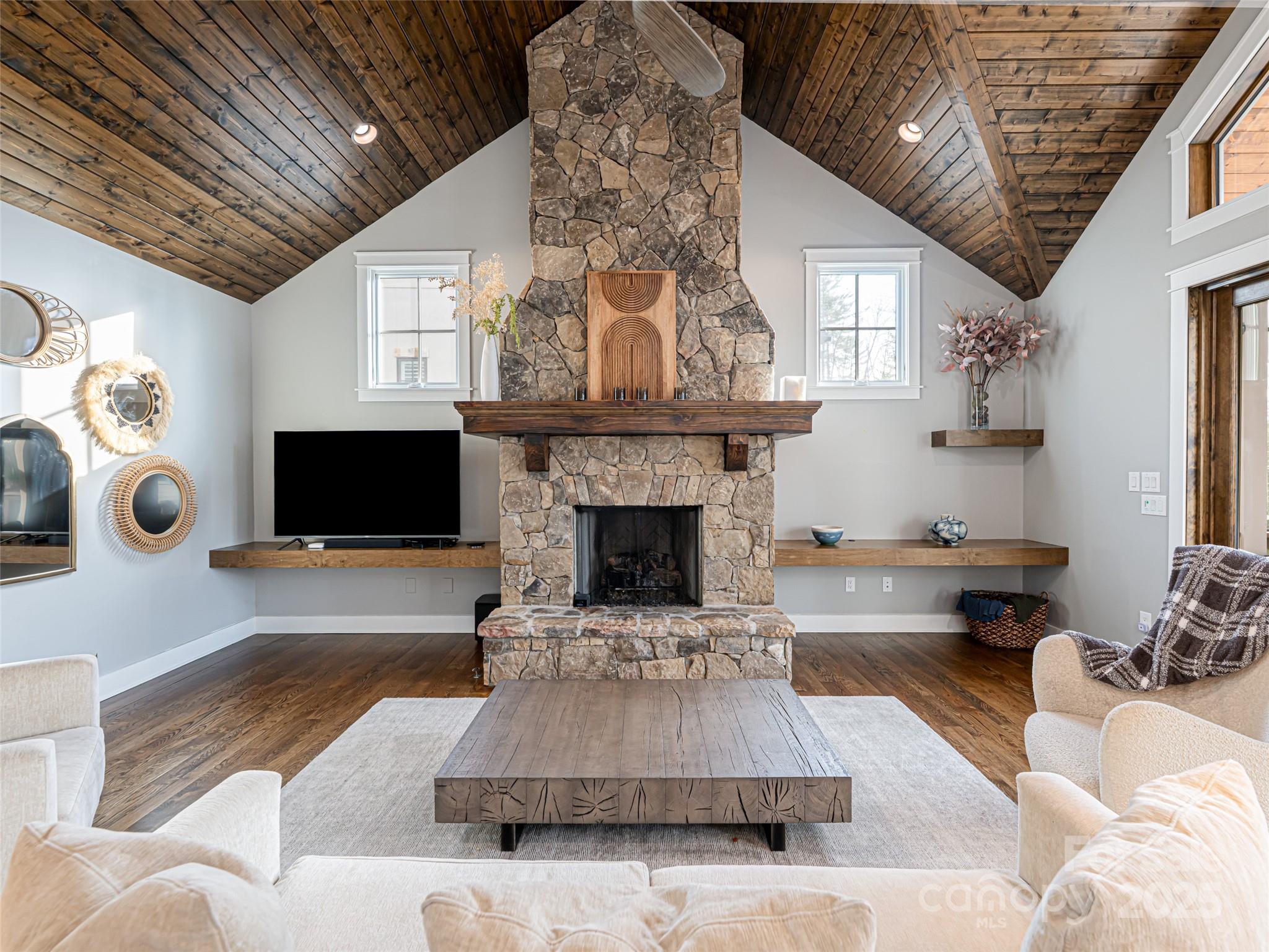 48 Hallett Court Asheville NC 28803