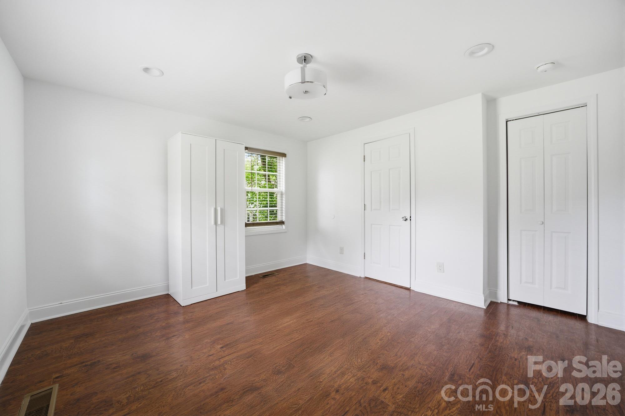 219 Breezewood Drive Charlotte NC 28262
