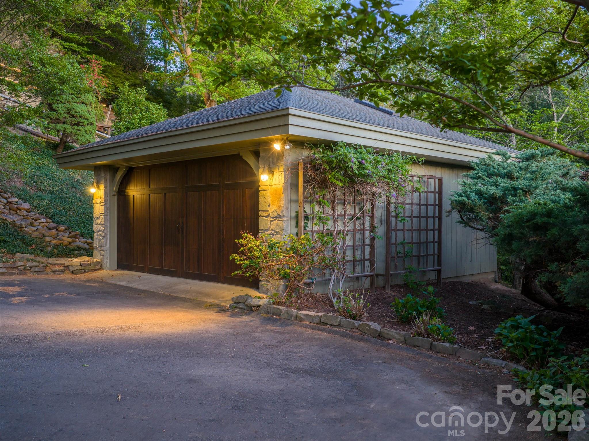 65 Crestwood Road Asheville NC 28804