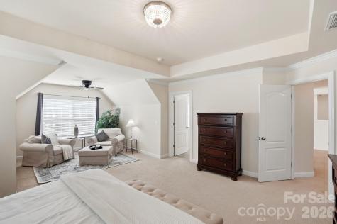 1989 Topaz Plaza Davidson NC 28036