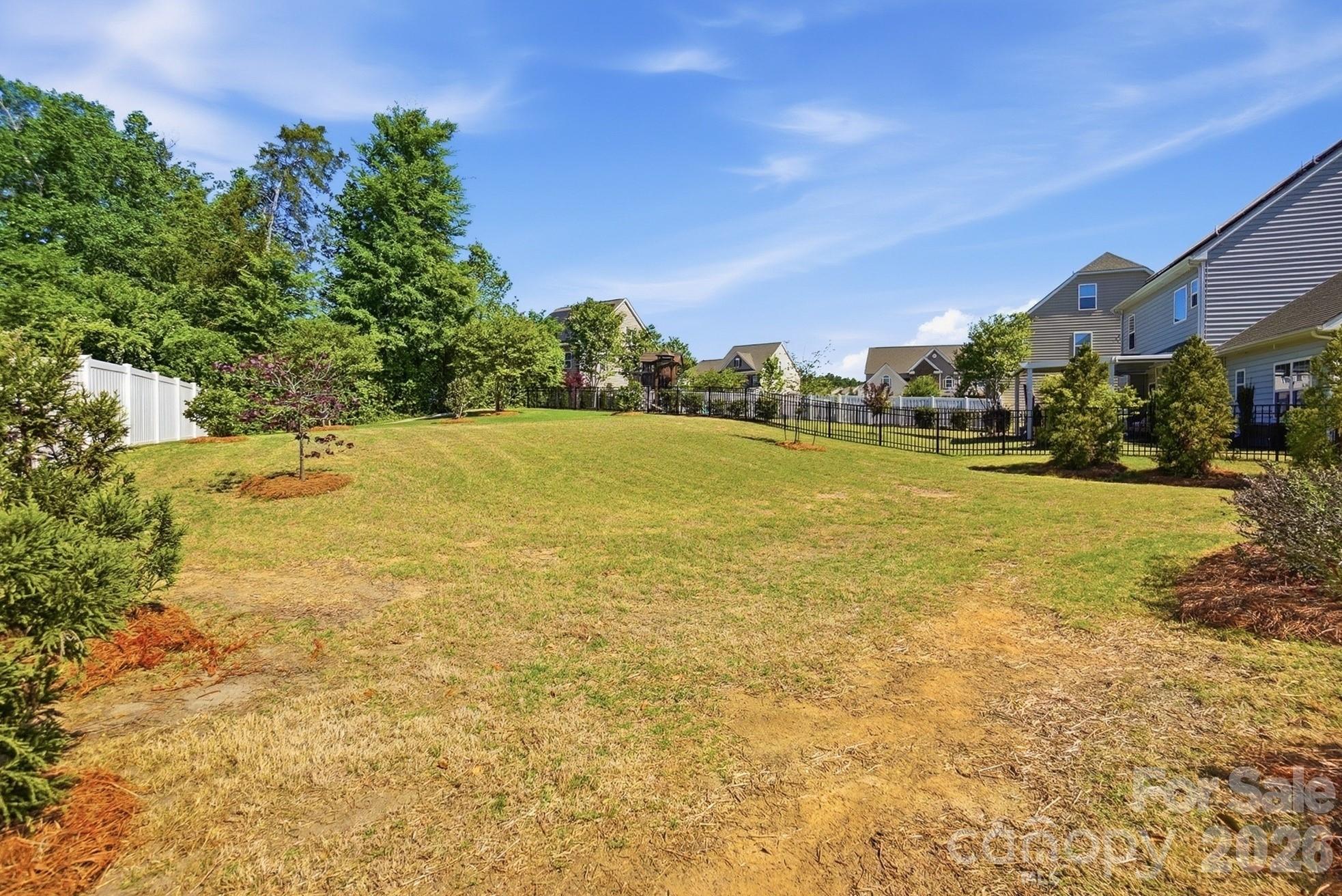 1989 Topaz Plaza Davidson NC 28036