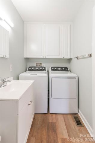 3037 Marlowe Avenue Charlotte NC 28208