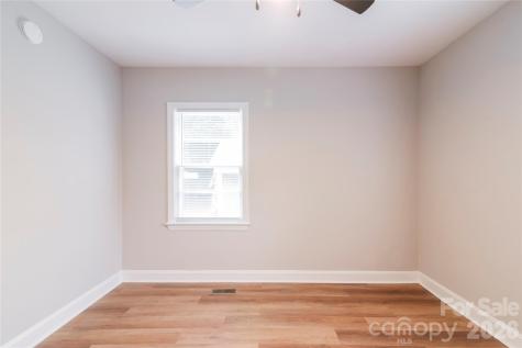 3037 Marlowe Avenue Charlotte NC 28208