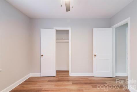 3037 Marlowe Avenue Charlotte NC 28208