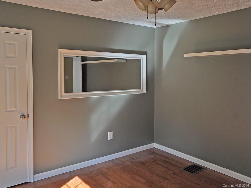17 Fox Run Drive Fairview NC 28730