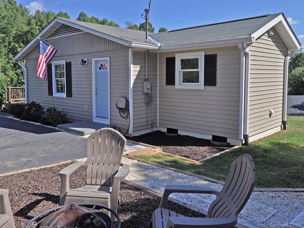 17 Fox Run Drive Fairview NC 28730
