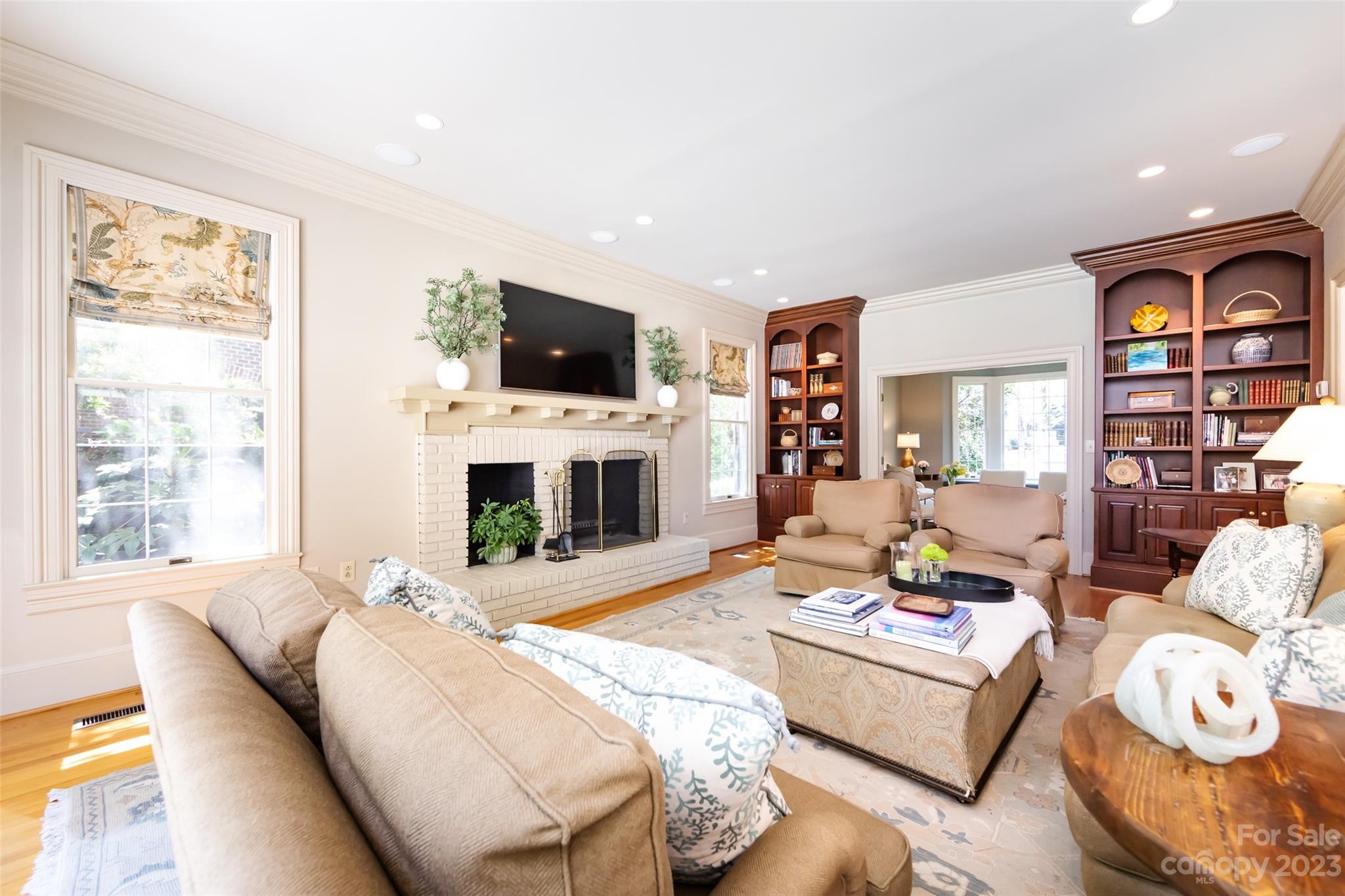 1301 Scotland Avenue Charlotte NC 28207