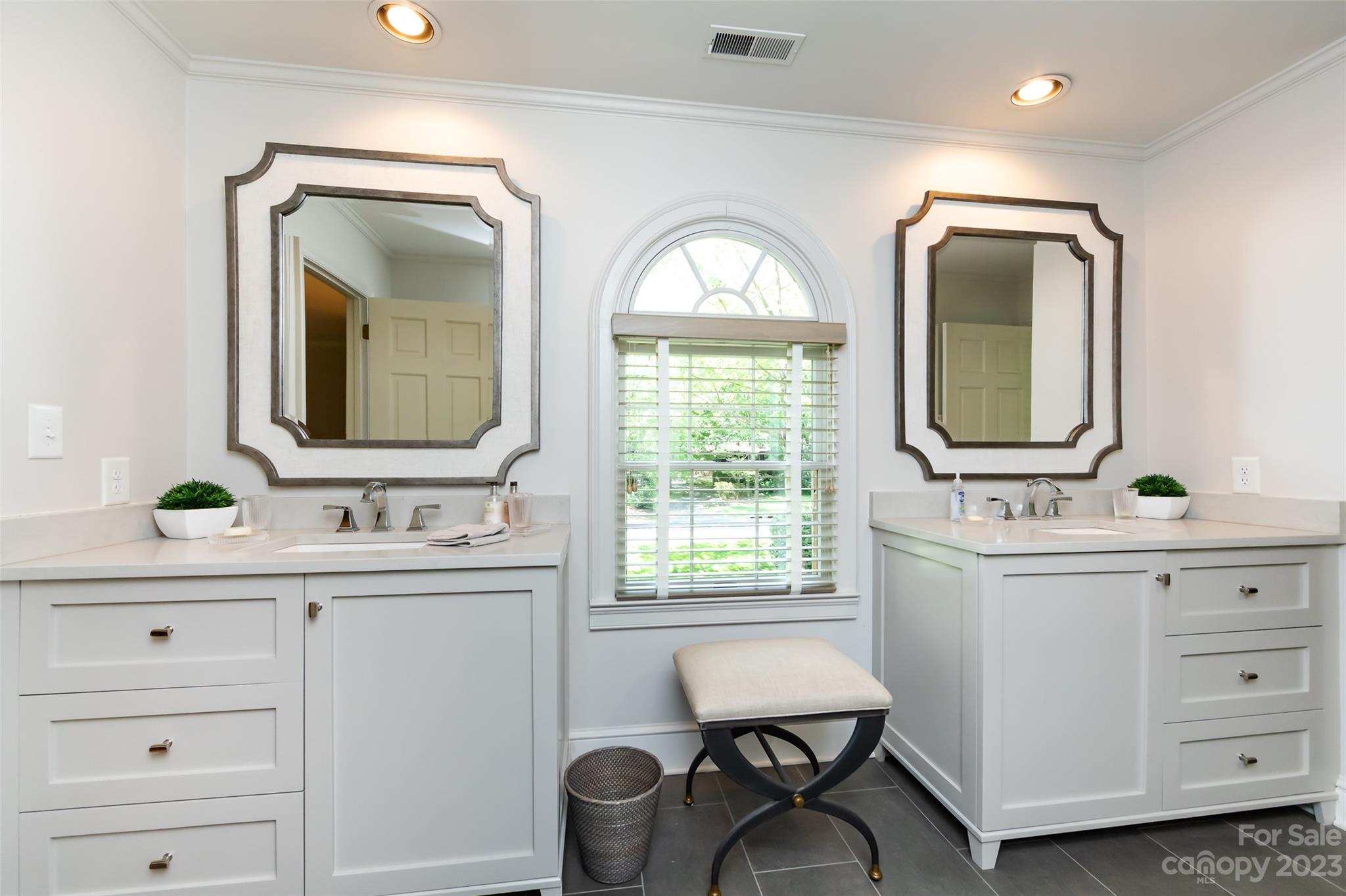 1301 Scotland Avenue Charlotte NC 28207