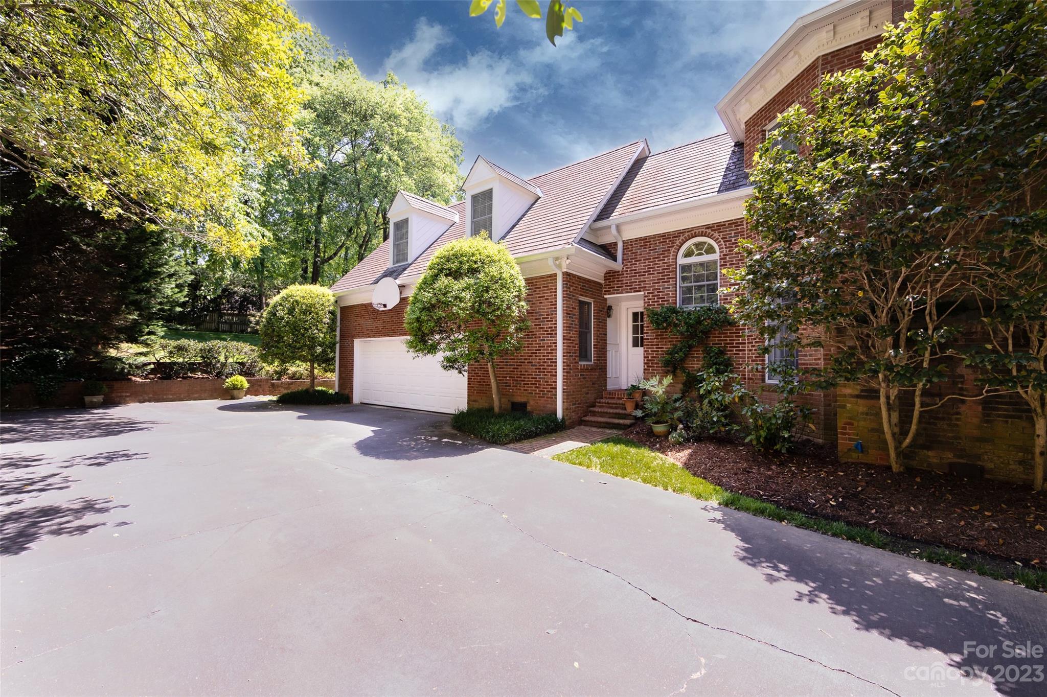1301 Scotland Avenue Charlotte NC 28207