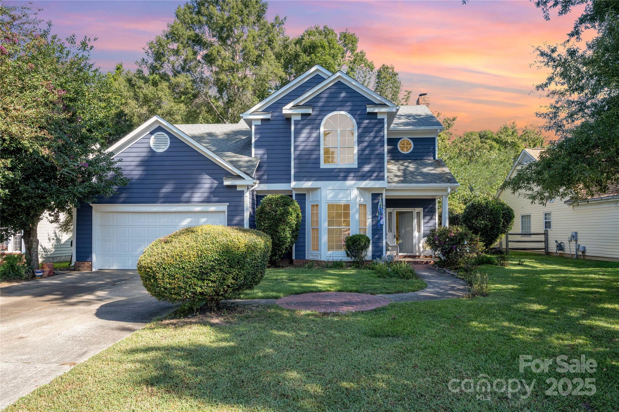 5529 Hedgecrest Place Charlotte NC 28269