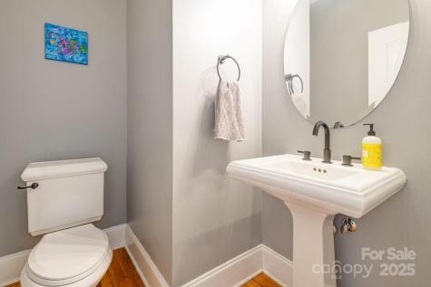 11 Gaston Mountain Road Asheville NC 28806