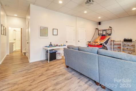 11 Gaston Mountain Road Asheville NC 28806