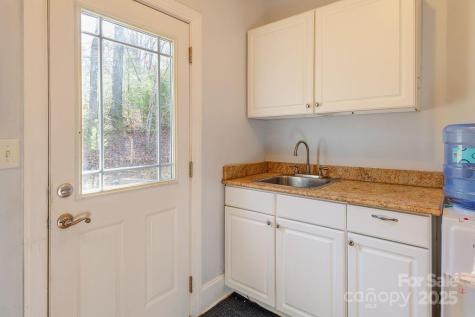 11 Gaston Mountain Road Asheville NC 28806