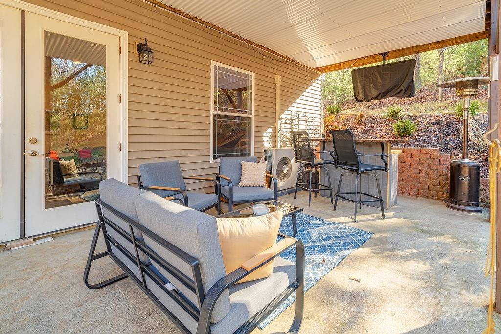 11 Gaston Mountain Road Asheville NC 28806