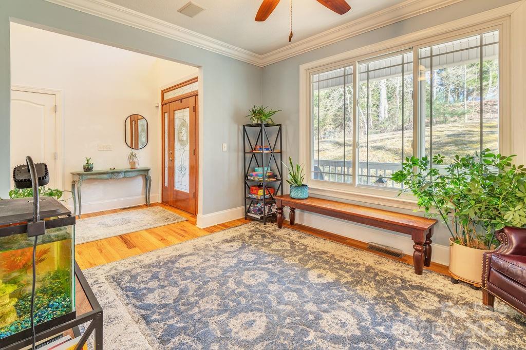 11 Gaston Mountain Road Asheville NC 28806