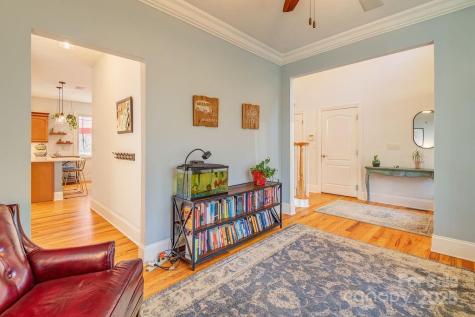 11 Gaston Mountain Road Asheville NC 28806