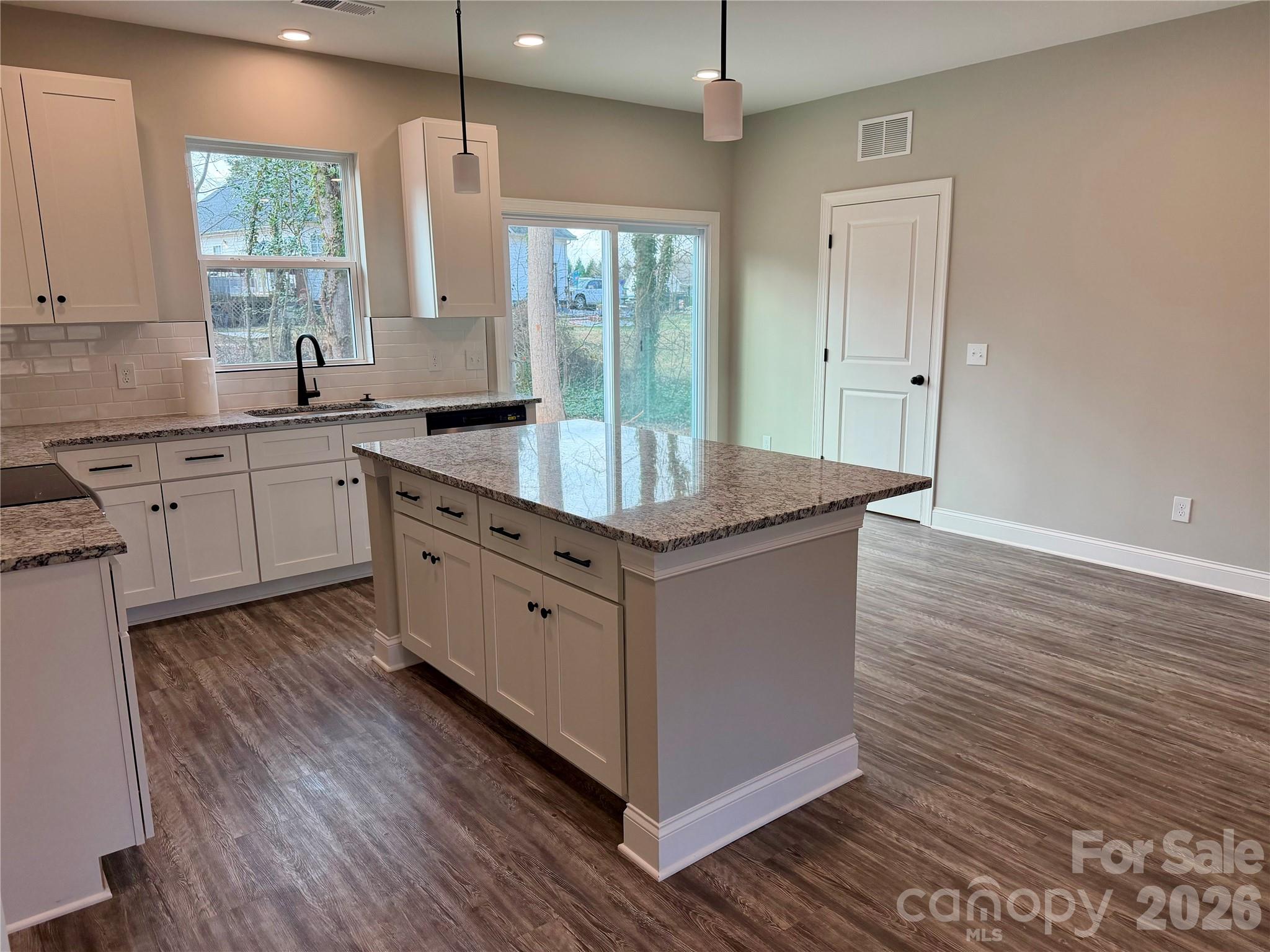 803 W 1st Street Newton NC 28658