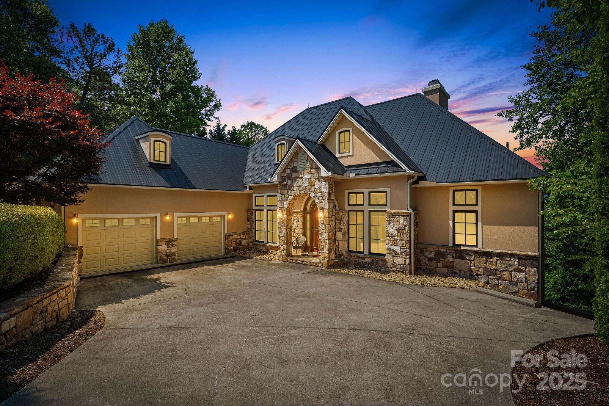 122 Eagles Crest Way Lake Lure NC 28746