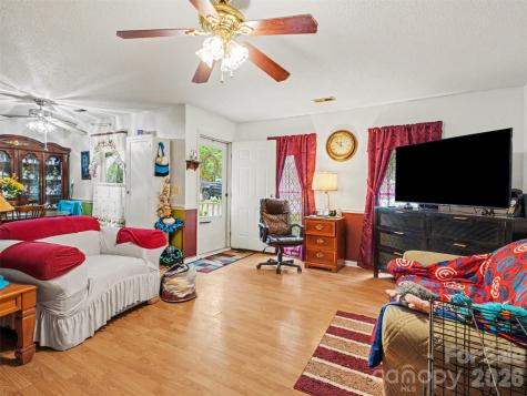 201 Bishop Lane Concord NC 28025