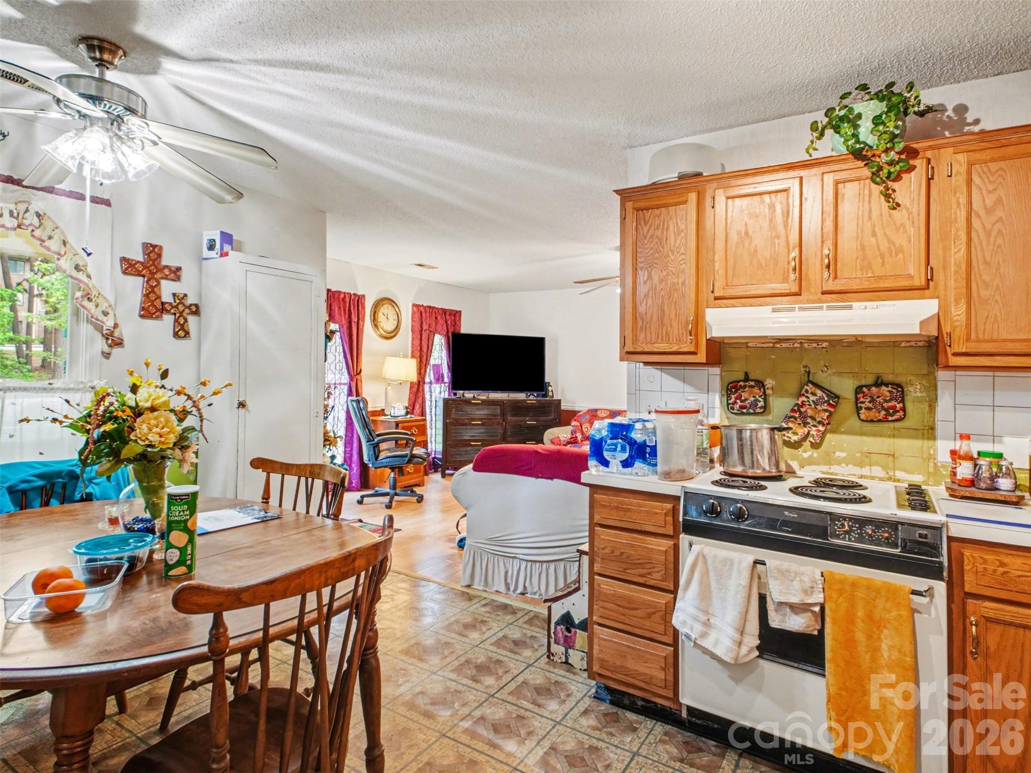 201 Bishop Lane Concord NC 28025