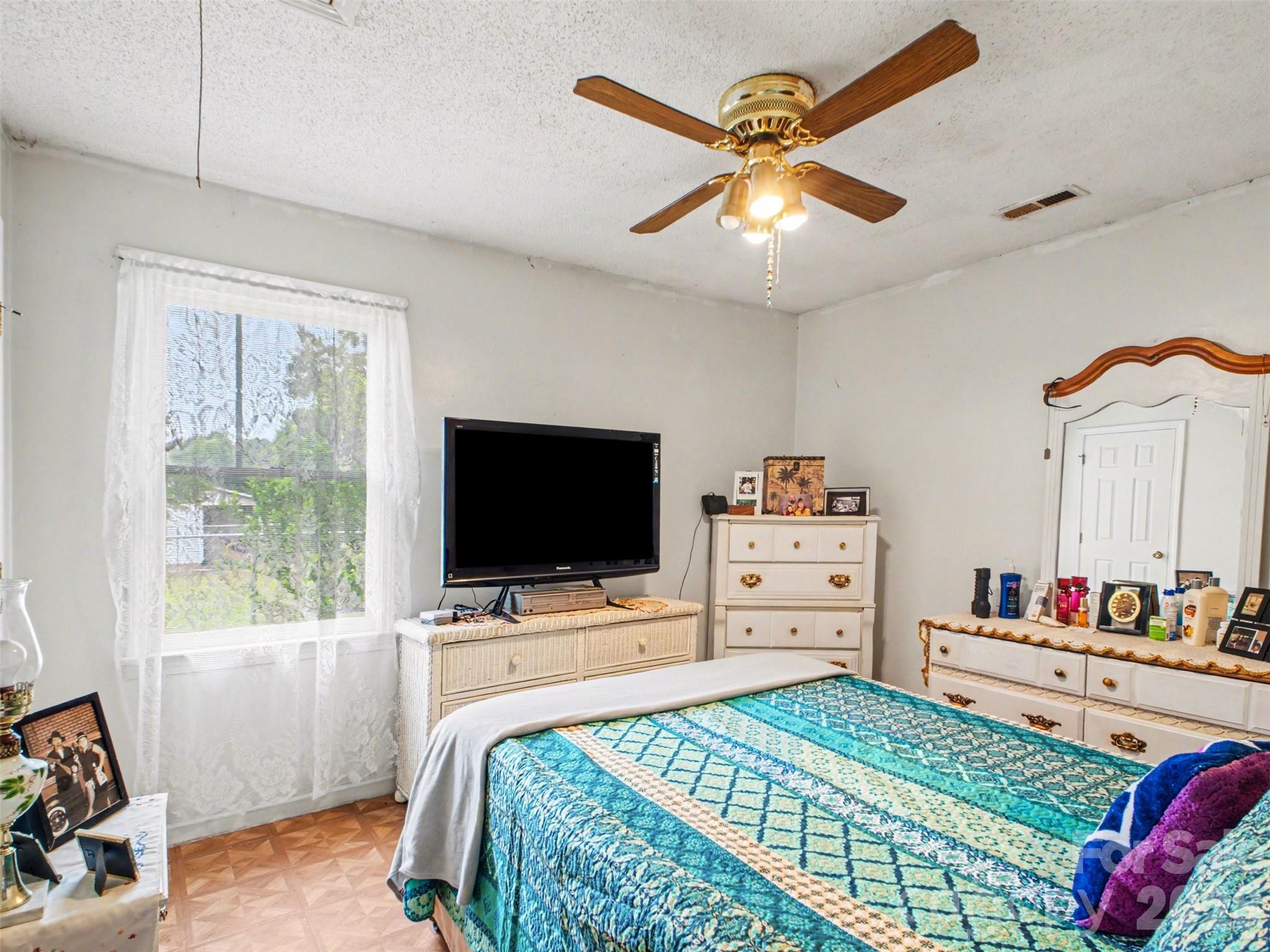 201 Bishop Lane Concord NC 28025