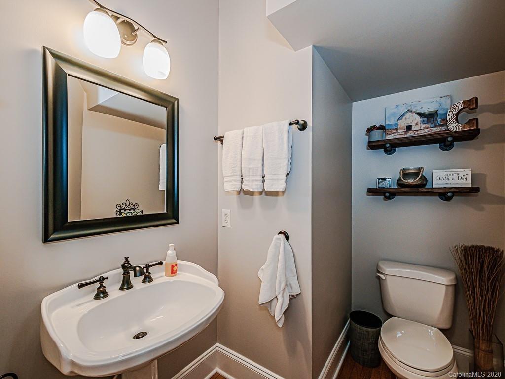 5825 Summerston Place Charlotte NC 28277