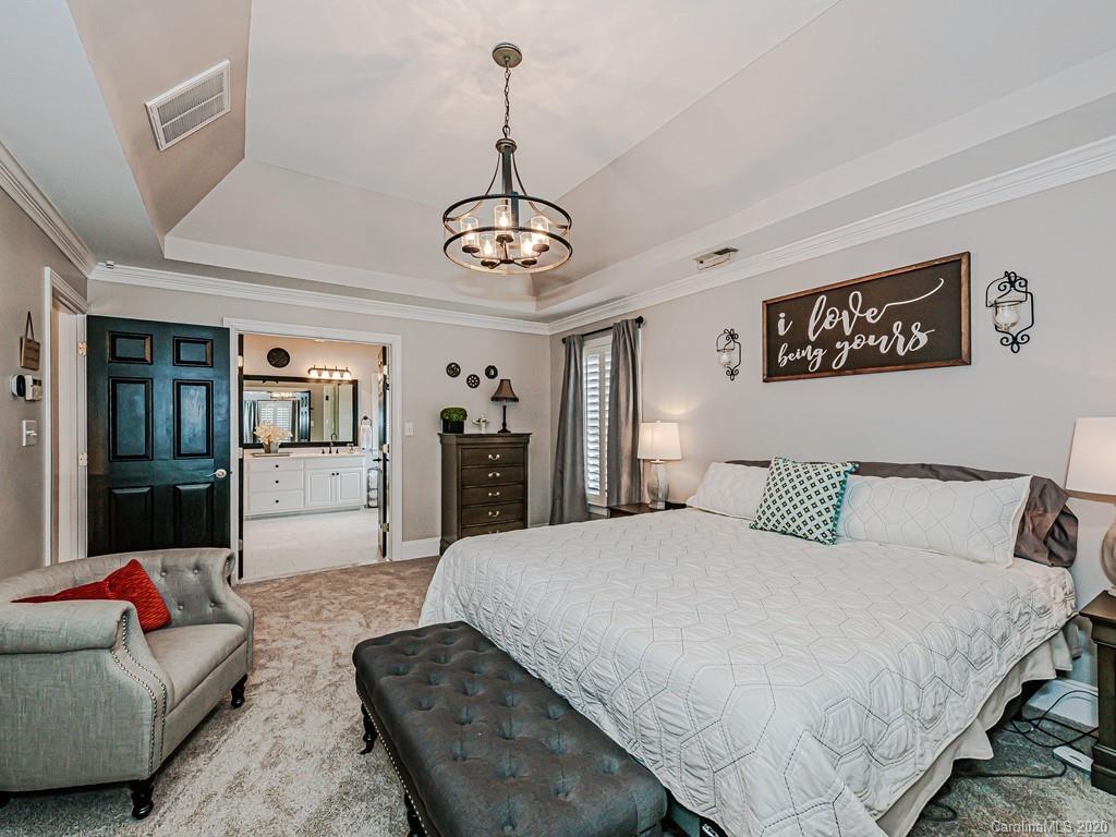 5825 Summerston Place Charlotte NC 28277