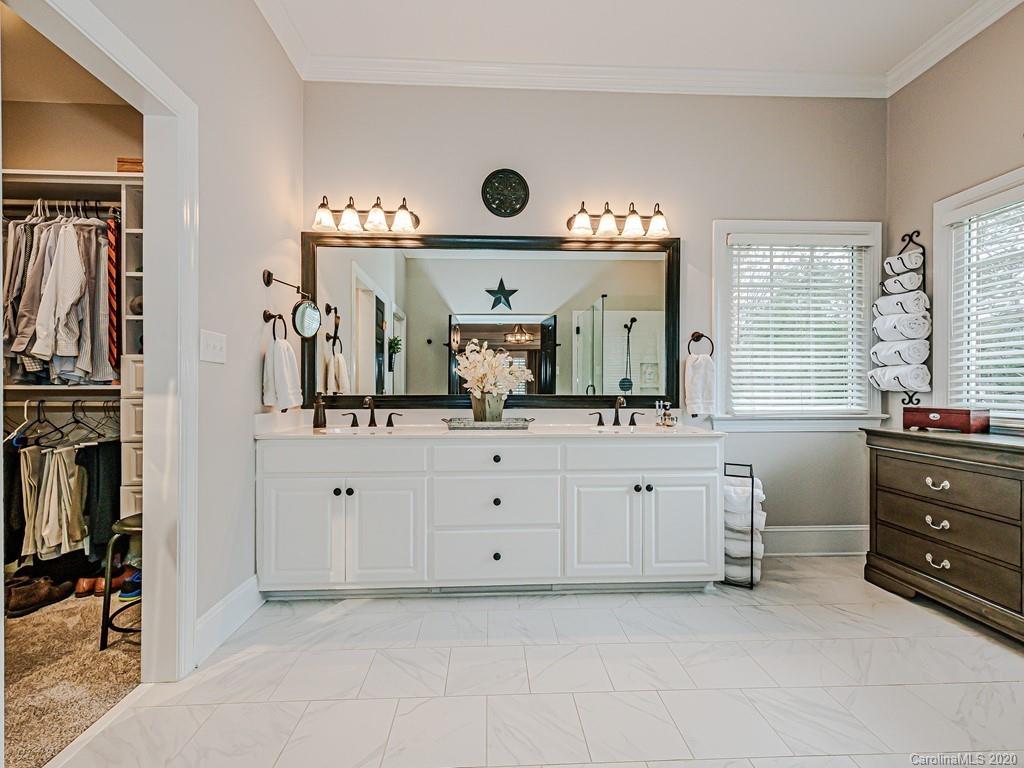 5825 Summerston Place Charlotte NC 28277