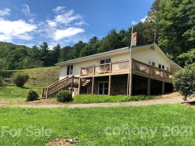 562 Pond Road Spruce Pine NC 28777