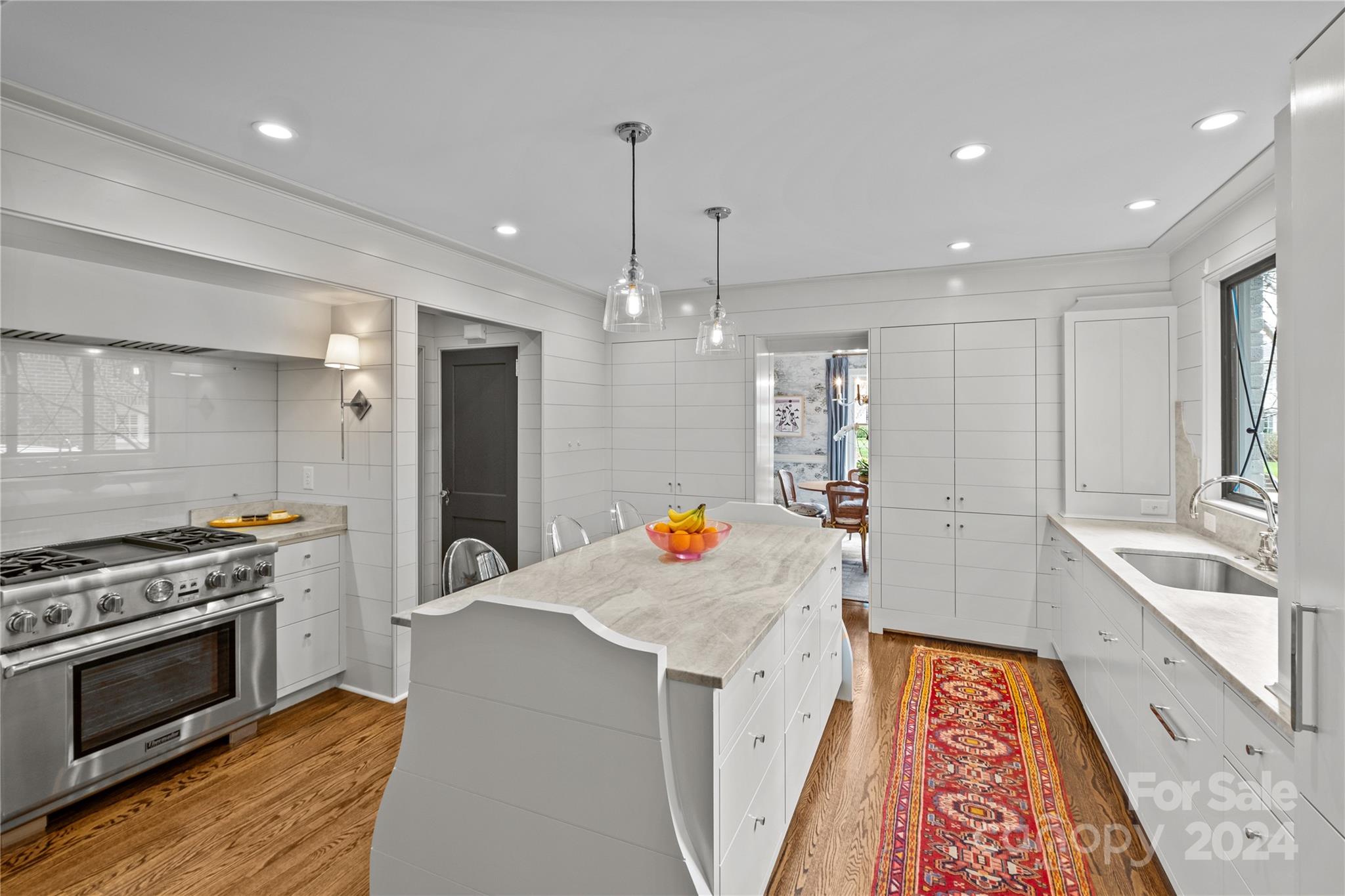 1618 Beverly Drive Charlotte NC 28207