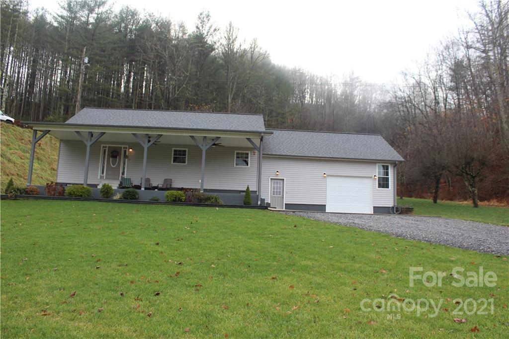 467 Bradford Road Burnsville NC 28714