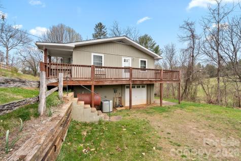 103 Bidwell Street Franklin NC 28734