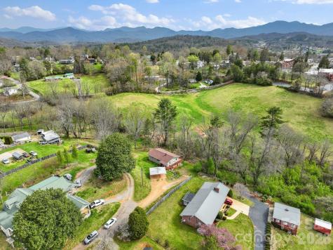 103 Bidwell Street Franklin NC 28734