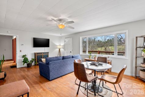 103 Bidwell Street Franklin NC 28734