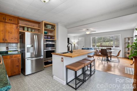 103 Bidwell Street Franklin NC 28734